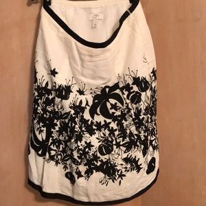 Beautiful floral Ann Taylor Loft skirt